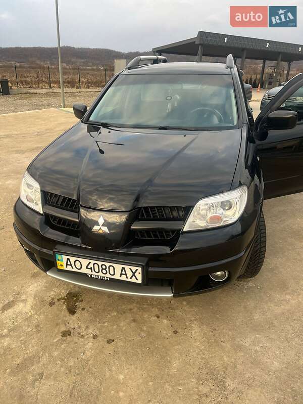 Mitsubishi Outlander (2008)