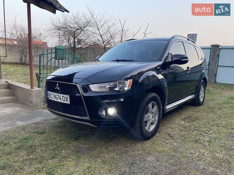 Mitsubishi Outlander (2010)