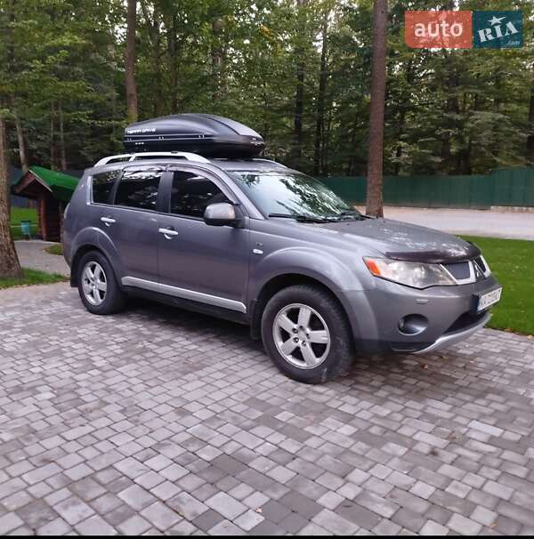 Mitsubishi Outlander (2008)