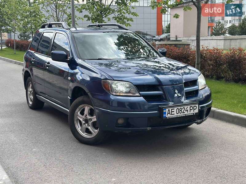Mitsubishi Outlander (2004)