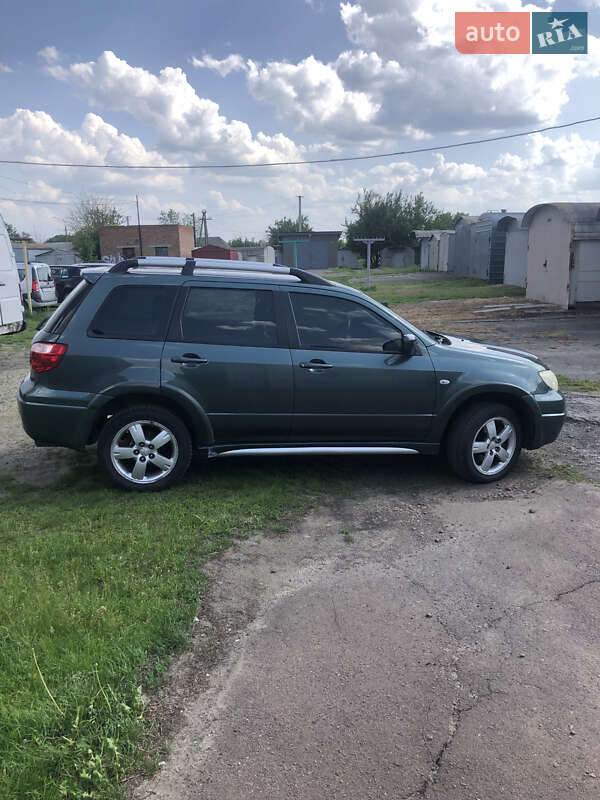 Mitsubishi Outlander (2006)