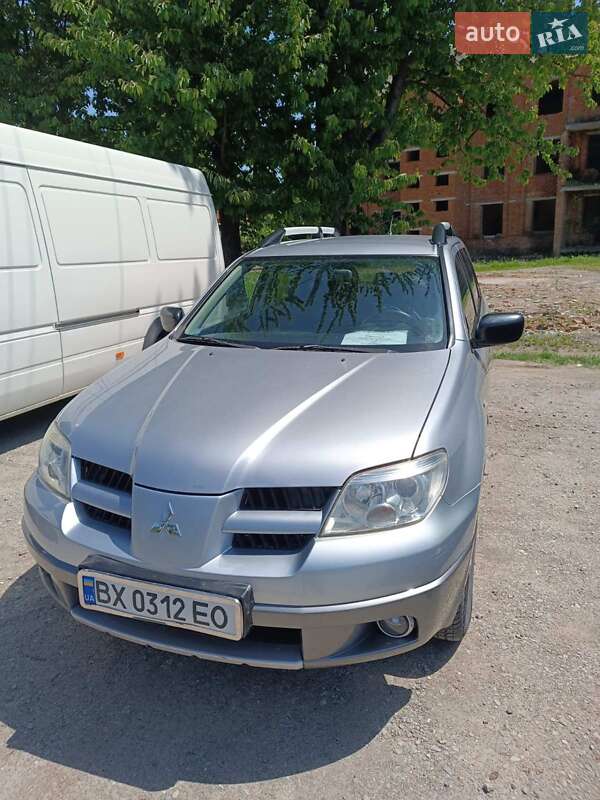 Mitsubishi Outlander (2007)