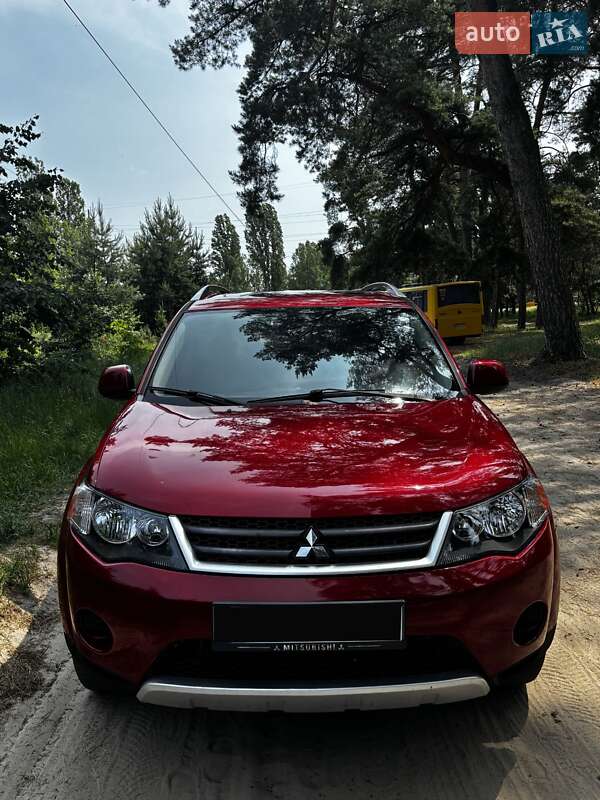 Mitsubishi Outlander (2009)