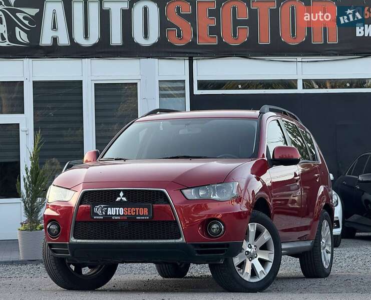 Mitsubishi Outlander (2011)