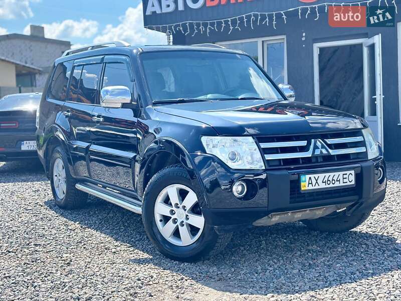 Mitsubishi Pajero (2008)