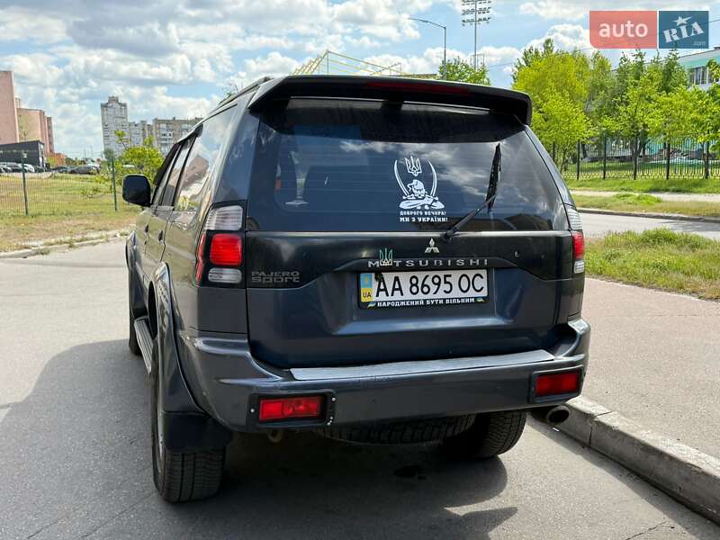 Mitsubishi Pajero (2008)