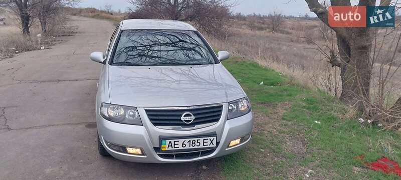 Nissan Almera (2011)