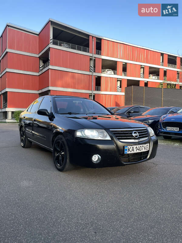 Nissan Almera (2007)