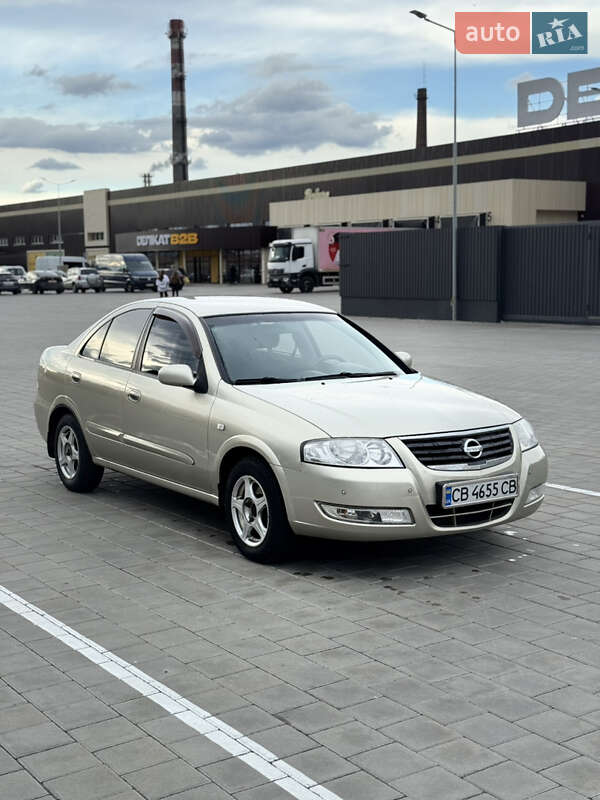 Nissan Almera (2008)