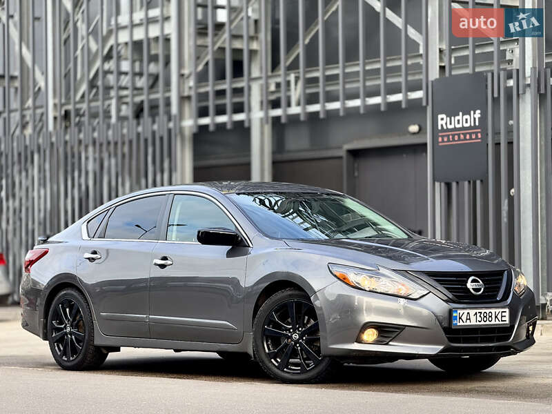 Nissan Altima (2018)