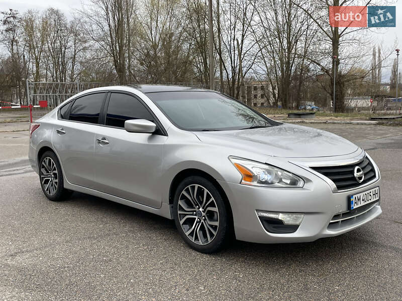 Nissan Altima (2013)