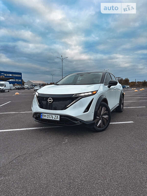 Nissan Ariya (2022)