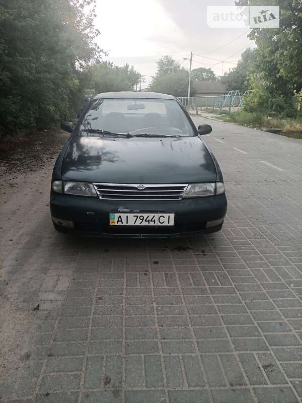 Nissan Bluebird (1997)