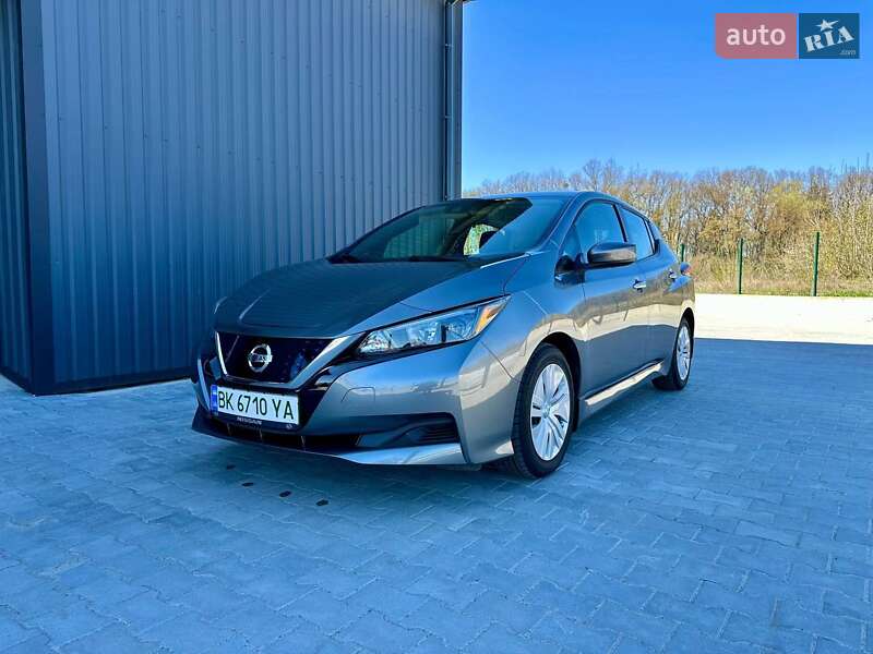 Nissan Leaf (2021)