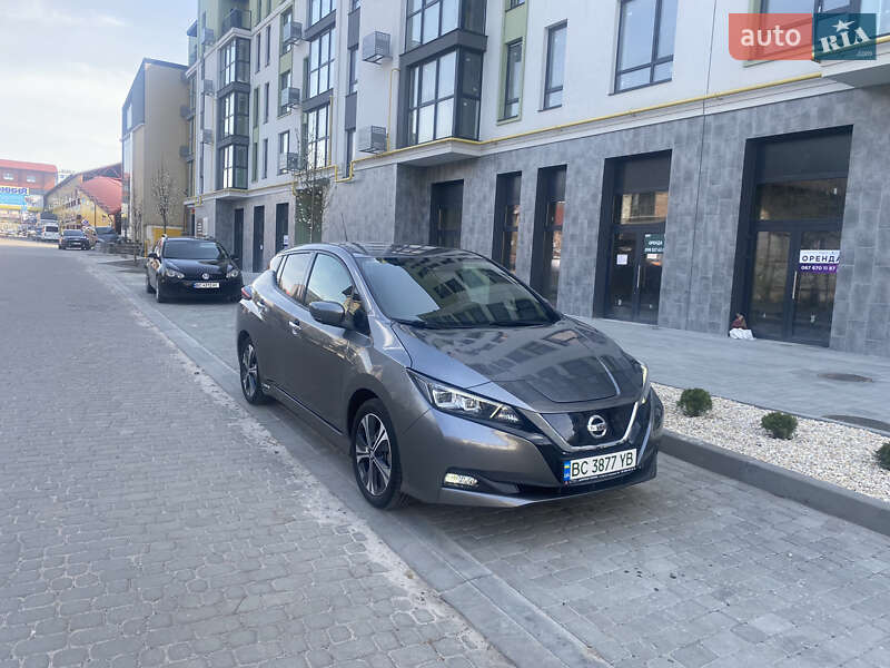 Nissan Leaf (2021)
