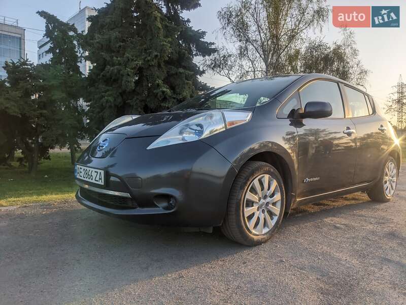 Nissan Leaf (2013)