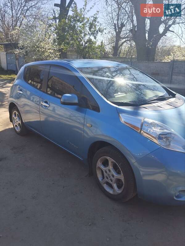 Nissan Leaf (2013)