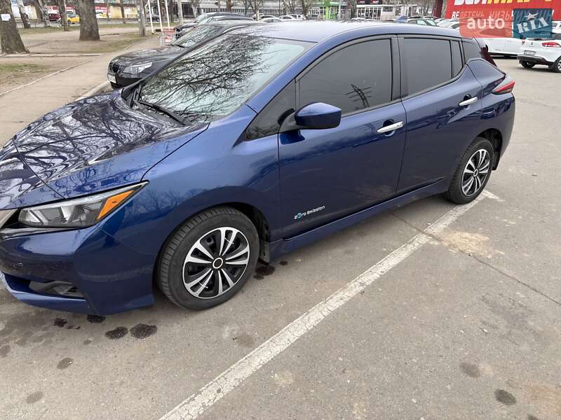 Nissan Leaf (2018)