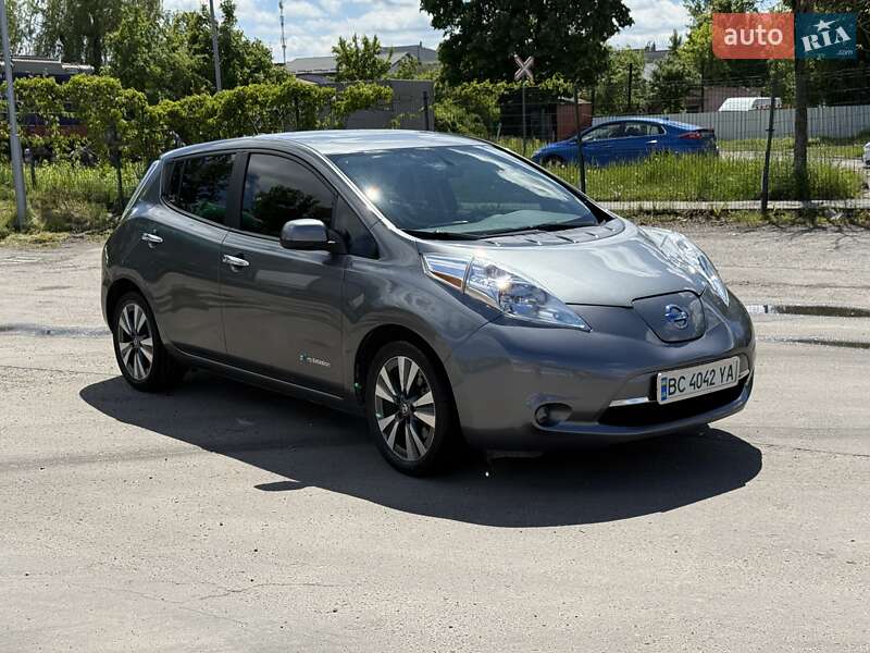 Nissan Leaf (2016)
