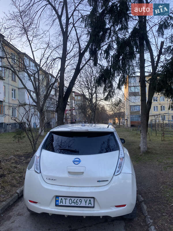 Nissan Leaf (2013)