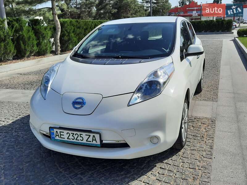 Nissan Leaf (2013)