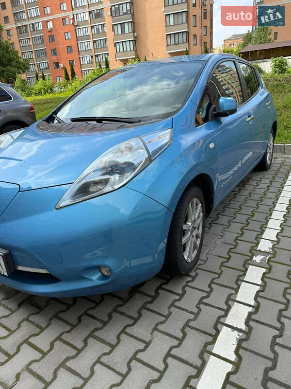 Nissan Leaf (2012)