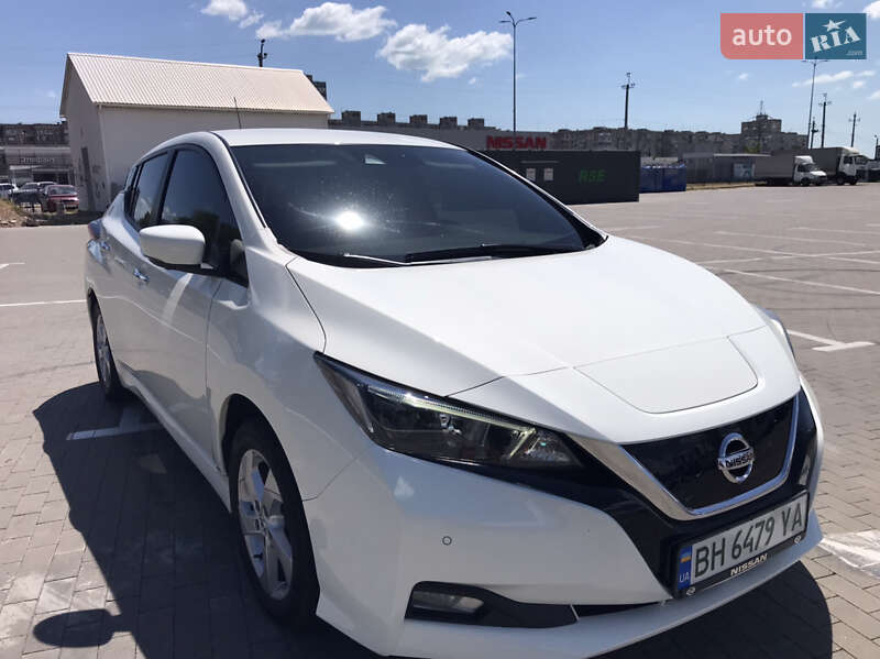 Nissan Leaf (2020)