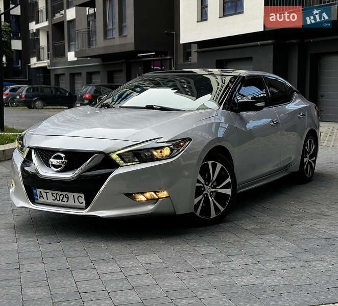 Nissan Maxima (2015)