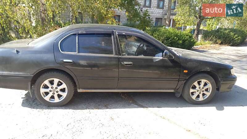 Nissan Maxima (1997)