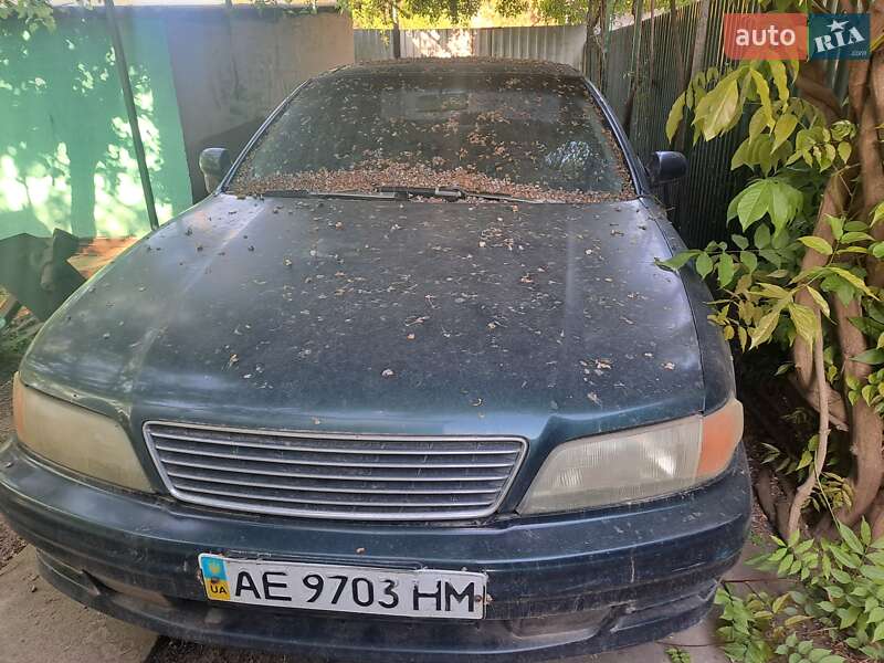 Nissan Maxima (1996)