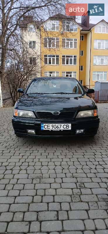 Nissan Maxima (1996)