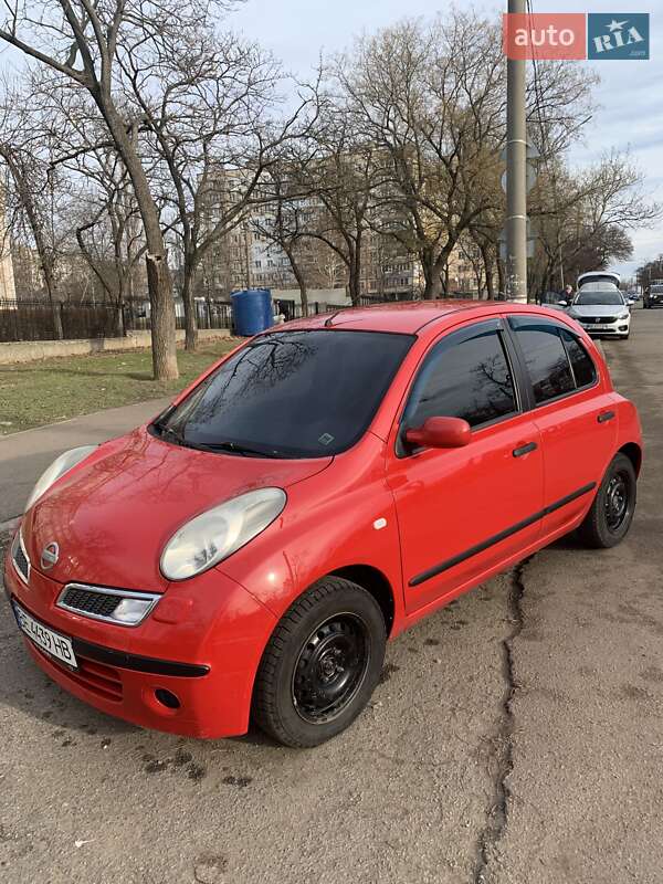 Nissan Micra (2008)