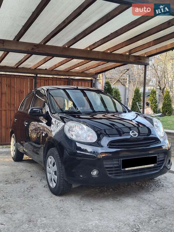 Nissan Micra (2015)