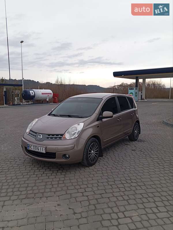 Nissan Note (2007)