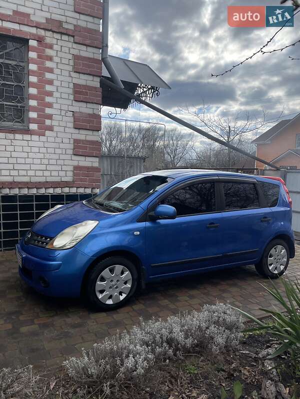 Nissan Note (2008)