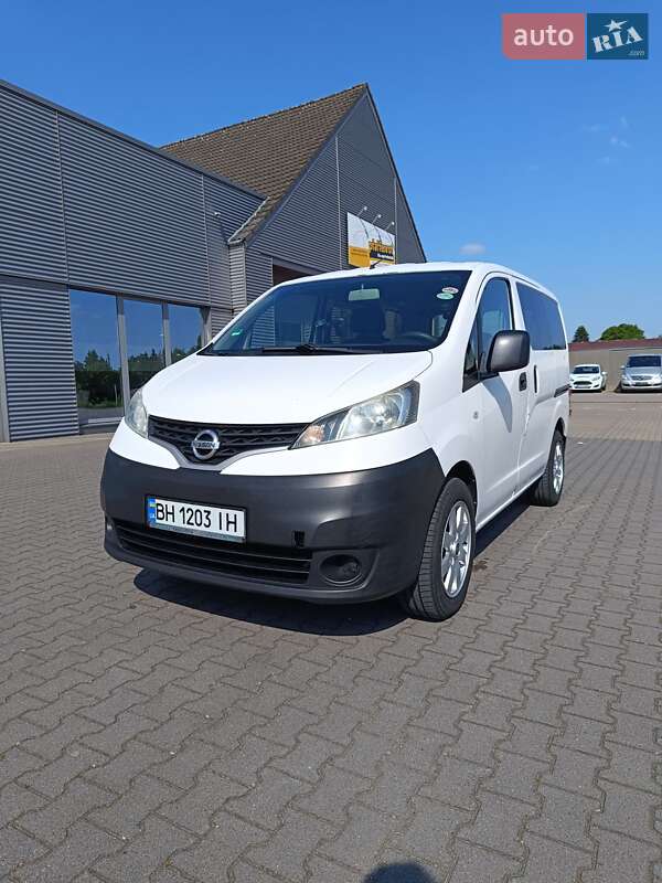 Nissan Nv 200 (2011)