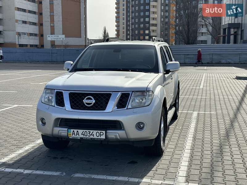 Nissan Pathfinder (2014)