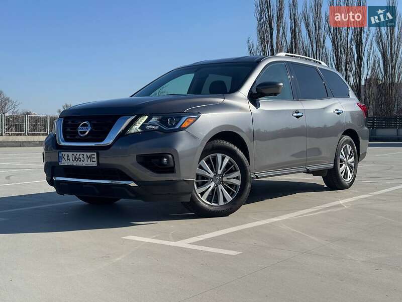 Nissan Pathfinder (2019)