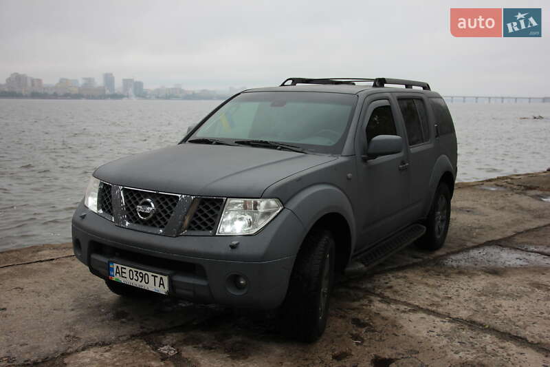 Nissan Pathfinder (2005)