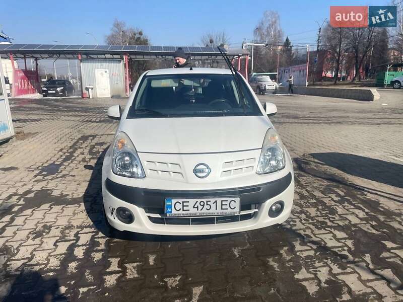 Nissan Pixo (2009)