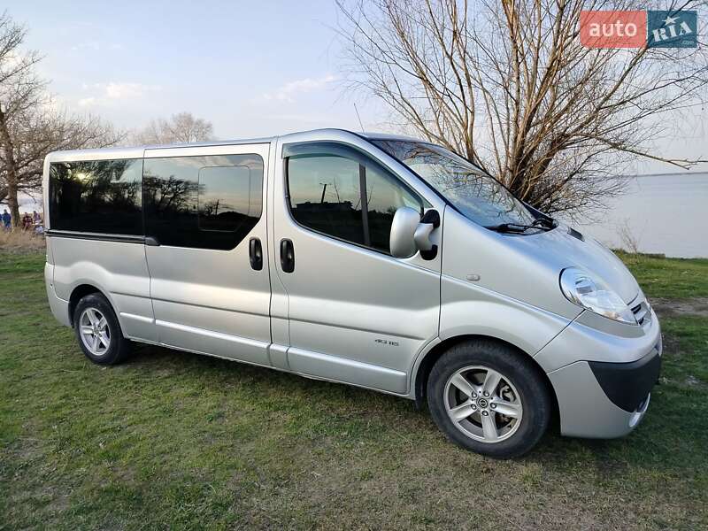 Nissan Primastar (2010)