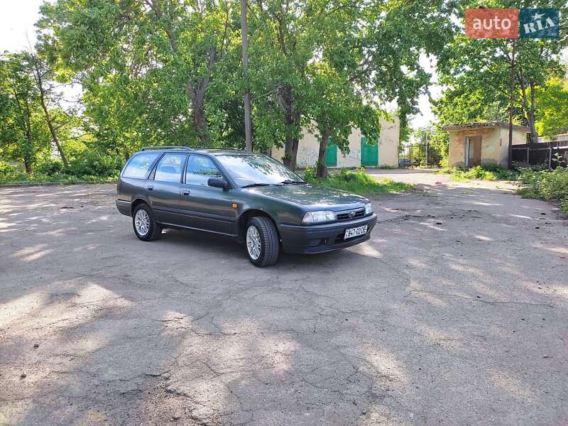 Nissan Primera (1994)