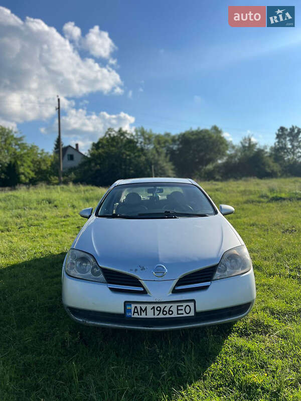 Nissan Primera (2004)
