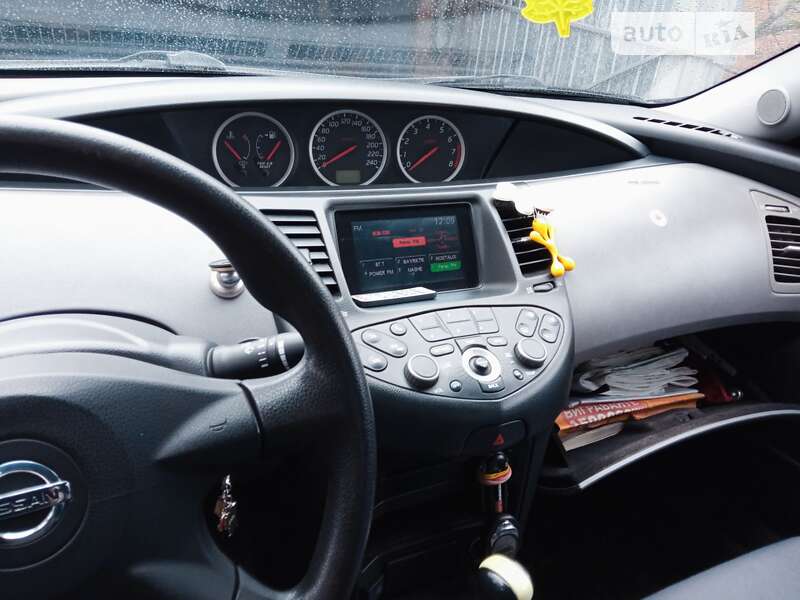 Nissan Primera (2003)