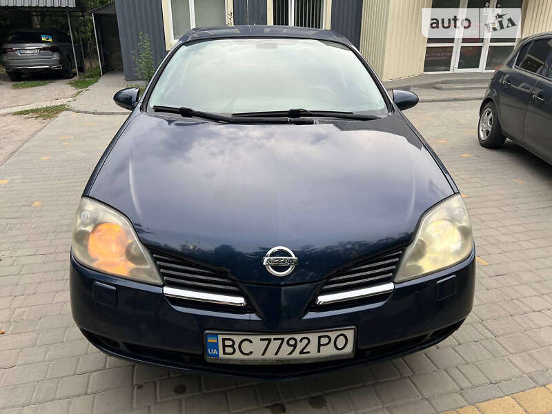 Nissan Primera (2002)