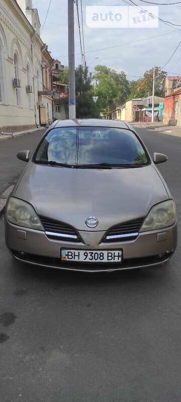 Nissan Primera (2005)