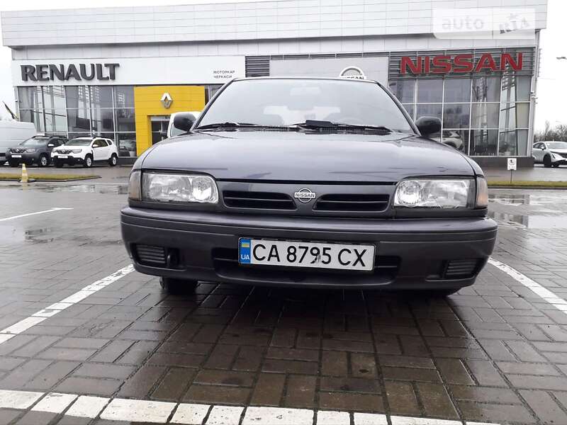 Nissan Primera (1990)