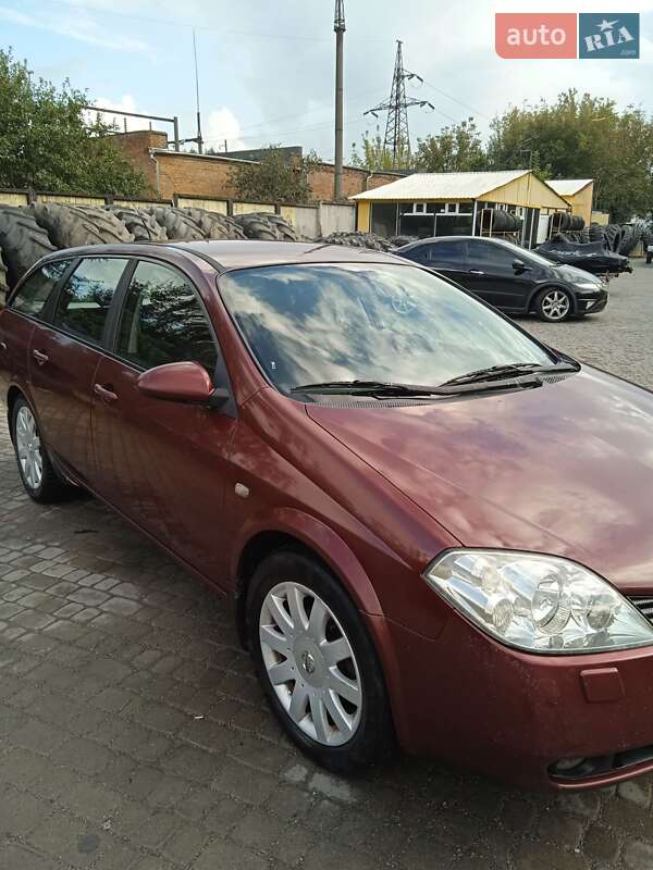 Nissan Primera (2002)