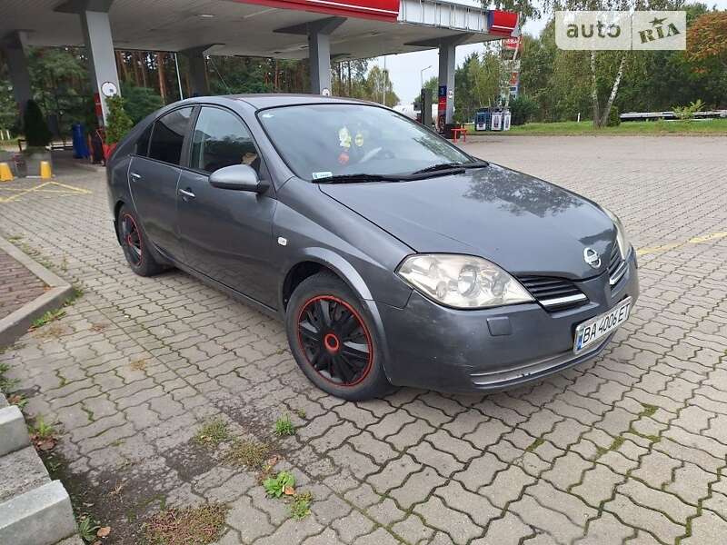 Nissan Primera (2002)