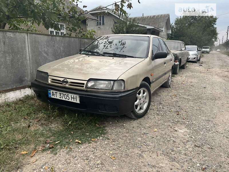 Nissan Primera (1992)